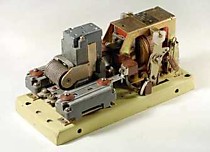 Контактор КМ 2142